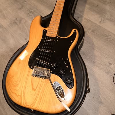 Fender Special Edition Lite Ash Stratocaster 2004 - 2008 - Natural for sale