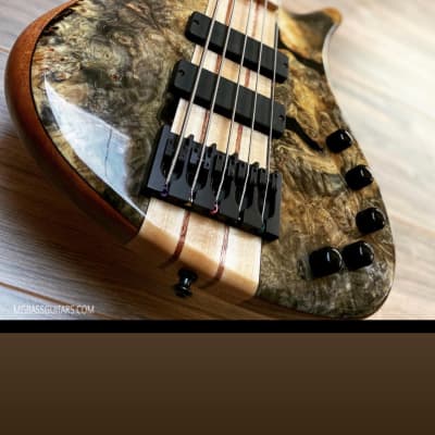 MGbass Custom shop // customize your new bass use bartolini Aguilar emg Nordstrand Seymour Duncan pickup & preamp different woods, fingerboard, body finishing \\ fretless or fretted ** Down payment imagen 14