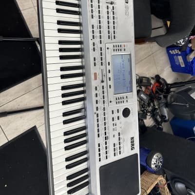 Korg Pa80 mid 90 - silver