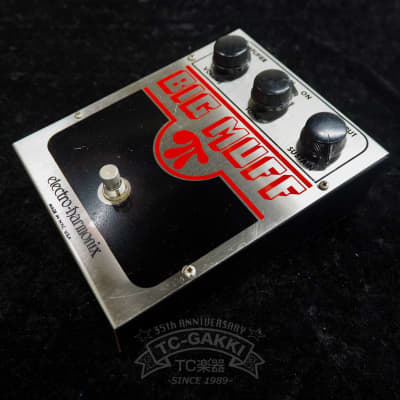 Electro-Harmonix Big Muff Pi V3 (Red & Black) | Reverb