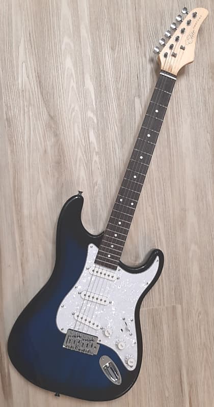 2023  Elite ® Strat Pro Style Electric Guitar "Blue Sunburst" & Hot Z-Mule Pickups® Gilmour Mod'd image 1