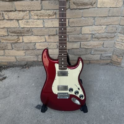 Fender Blacktop Stratocaster HH | Reverb