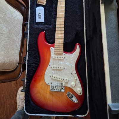 Fender American Deluxe Stratocaster Ash 2004 - 2010 | Reverb