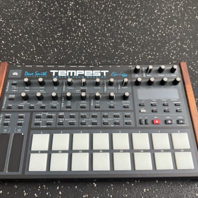 Dave Smith Instruments Tempest 6-Voice Drum Machine 2011 - 2018 - Black with Wood Sides
