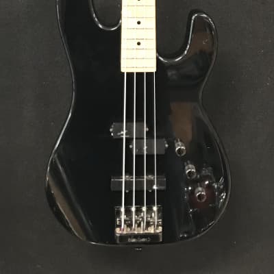 Charvel 2B Bass  80's  Black image 1