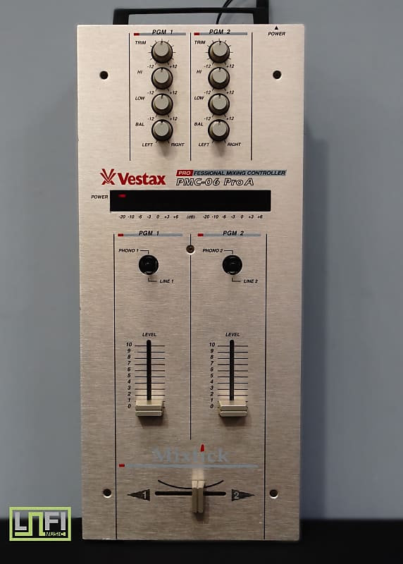 Vestax PMC-06 Pro A Slim Professional Mixtick DJ Mixer