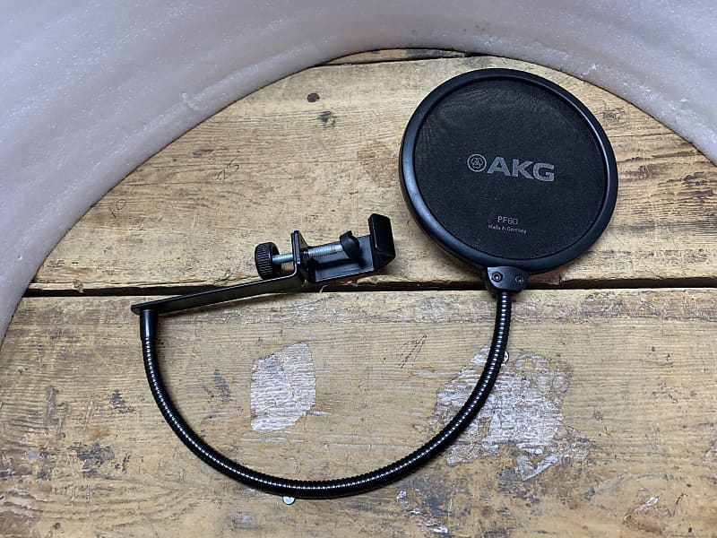 AKG PF80 ポップガード Amazon.com: AKG PF80 Pop Filter, XLR Microphone, 20-inch
