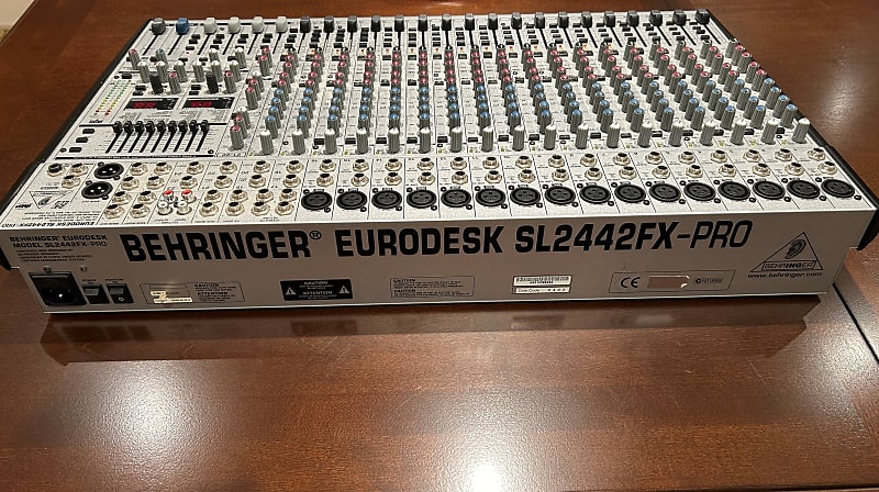 Behringer Eurodesk SL2442FX-Pro 24-Input 4-Bus Mixer with Multi-Effects  Processor