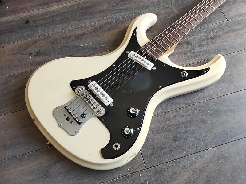 1960's Guyatone LG-150T Bizarre Offset Electric Guitar (Made in Japan)