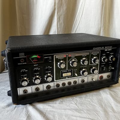 Roland RE-301 Chorus Echo Vintage Tape-Echo machine