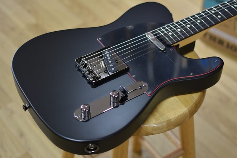 Fender Made In Japan Limited Edition Hybrid II Telecaster - Noir