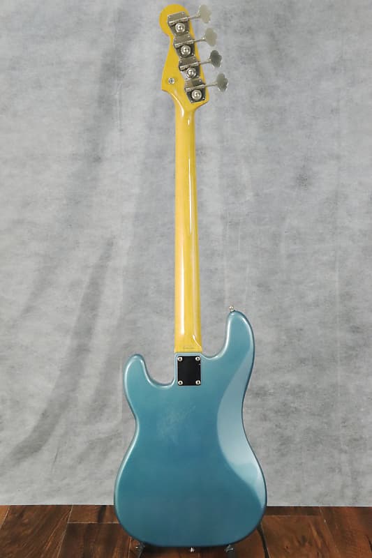Fender '62 Reissue Precision Bass 1995 Lake Placid Blue | Reverb
