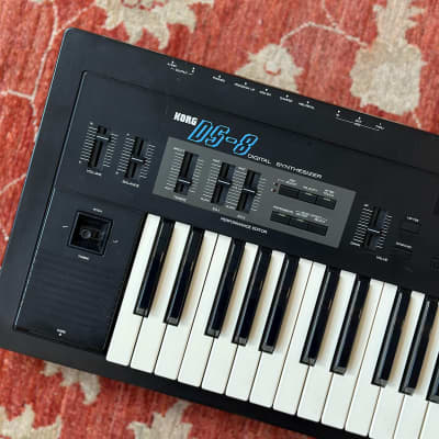 KORG DS-8 Digital FM Synthesizer - 100V