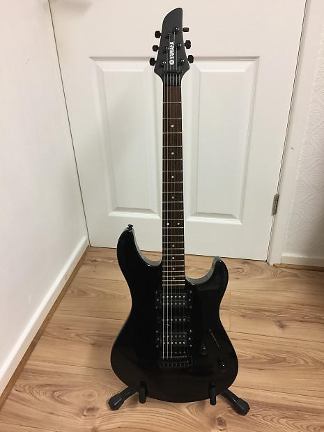 【大放出セール】 Yamaha Yamaha RGX-121Z Reverb | Gloss Black ギター