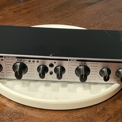 t.c. electronic M300 マルチエフェクトプロセッサー TC Electronic M300 - Pro Sound & Lighting