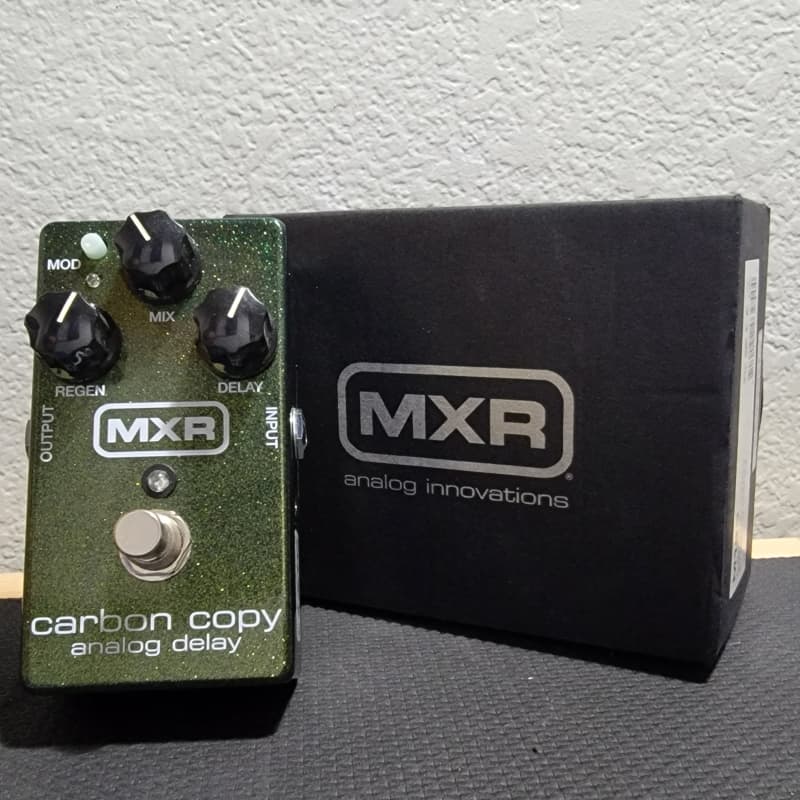 MXR M169 Carbon Copy Analog Delay | Reverb