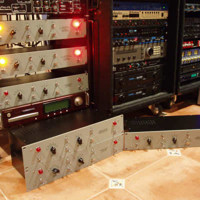 old　NEVE 33115 vintage Neve 33115 Mic Pre/3-Band EQ #0266 (Vintage) - Vintage King