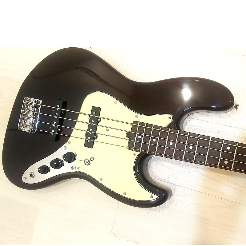 Sago Seed J4 Tabuchi custom model Jazz Bass.