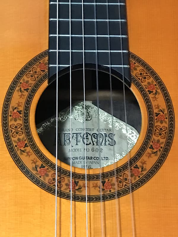 Artemis model 602 by Osamu Sakamoto 1976 -Classical guitar