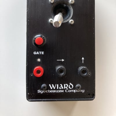 Wiard GR-1209B Joystick in stand-alone enclosure in banana format - 9volt battery powered image 1