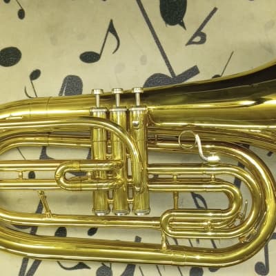 Castle Band Instruments Bb Marching Baritone Horn [CMB-LJTL-L - Brass Lacquer] image 8