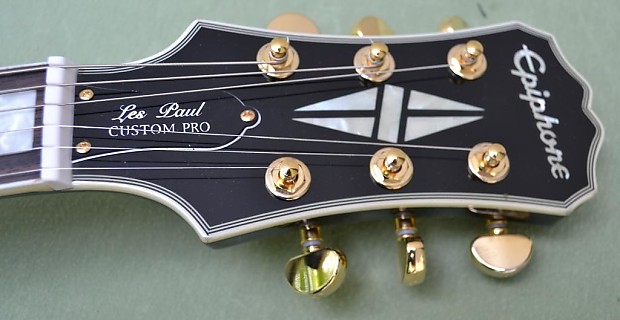 Epiphone Limited Edition Les Paul Custom Pro BlackBack Epiphone Limited Edition Les Paul Custom Pro BlackBack