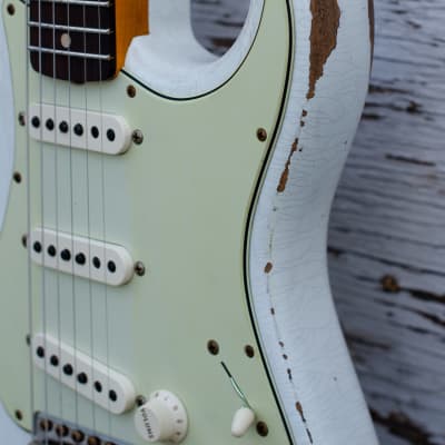 Fender Custom Shop 1963 Stratocaster  2022 Aged Olympic White - Heavy Relic image 8