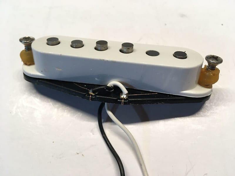 Genuine Fender Strat Stratocaster Black Bobbin Bridge Position Pickup  016730 USA