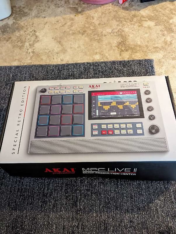 Akai MPC Live II Retro Edition - DTM/DAW