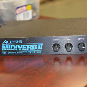 Alesis  Midiverb II 16 bit  Digital Effects processor rack  Black & Blue image 1