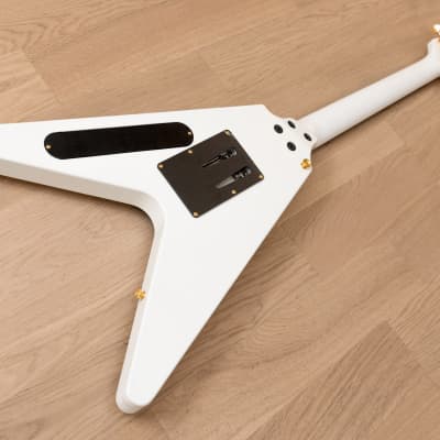 Fernandes BSV-155 Flying V Electric Guitar White w/ EMG 81