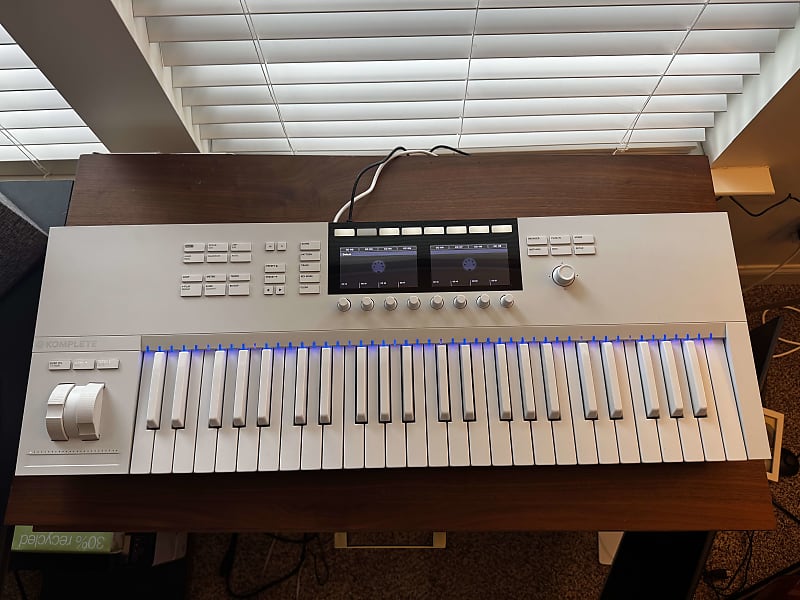 Native Instruments Komplete Kontrol S49 Mk2 25th Anniversary