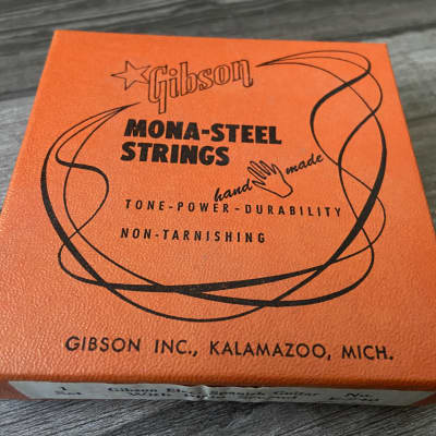 Gibson Retail display box with 10 NOS sets of 1950s Gibson Mona-Steel Strings image 7