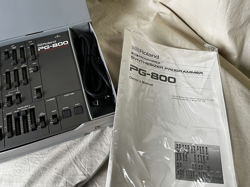 Roland PG-800 Synthesizer Programmer