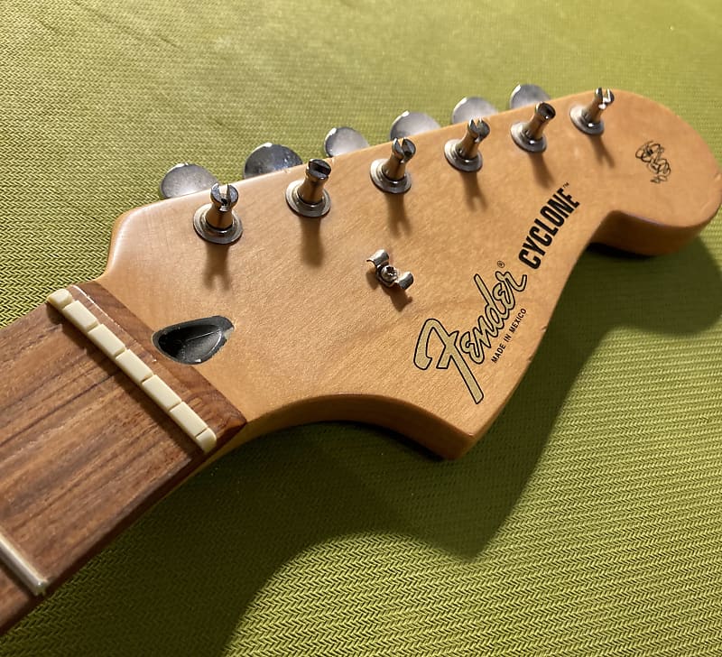 ギター Fender Mexico Cyclone (2002) FENDER CYCLONE MIM Graffiti Yellow!! 2002 Atomic Humbucker