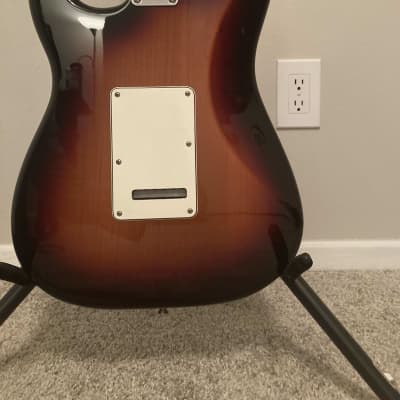 Sunburst Fender Player Stratocaster image 6