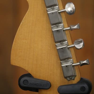Fender Tom Delonge Stratocaster 2002 - Black image 8