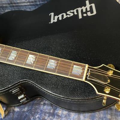 BRAND NEW!! 2024 Gibson SJ-200 SJ200 J200 J-200 Standard Autumnburst Authorized Dealer! Warranty! 5.5 lbs In Stock! G02555 image 4