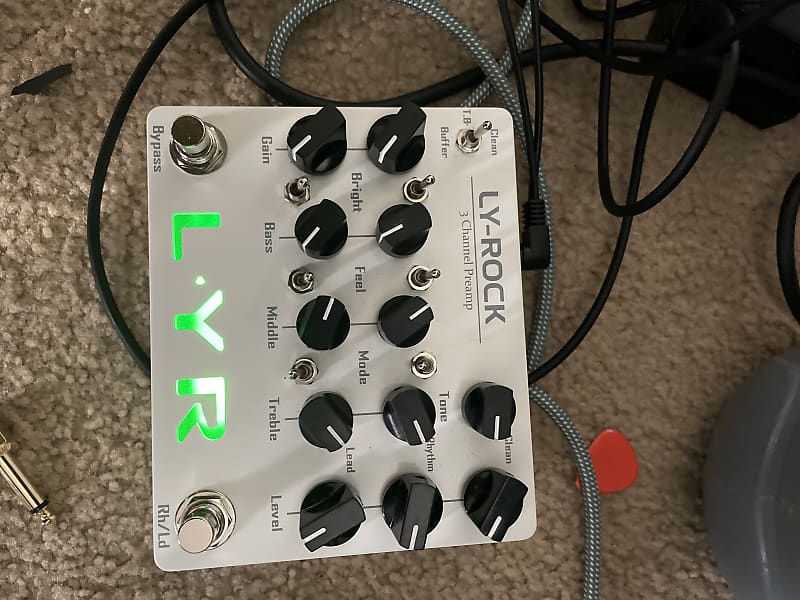 LY-ROCK LYR 3 3チャンネルプリアンプ Amazon.com: LY-ROCK LYR 3 Channel Guitar Preamp Effect Pedal