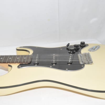 Fender JAPAN aerodyne stratocaster Electric guitar Ref. No.5938 image 9