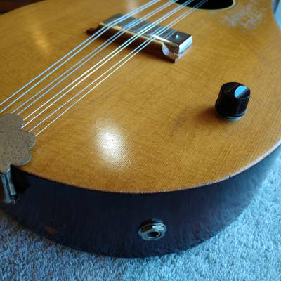 1930s Regal Octofone Octave Mandolin