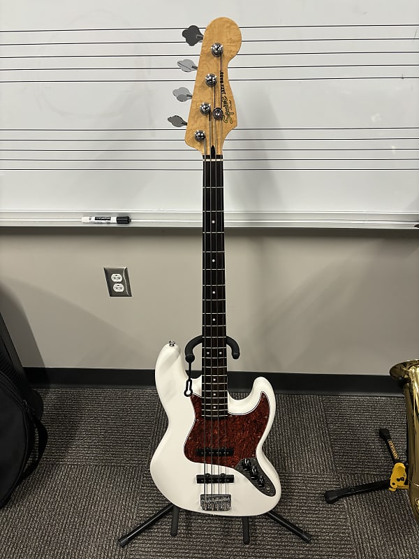 Squier Vintage Modified Jazz Bass