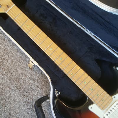 Fender American Deluxe Stratocaster 2000 Sunburst image 5