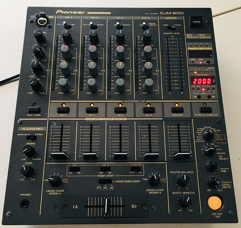 Pioneer CDJ-1000mk3 & DJM-600セット Pioneer CDJ-1000mk3 & DJM-600セット Pioneer CDJ-1000mk3 & DJM-600