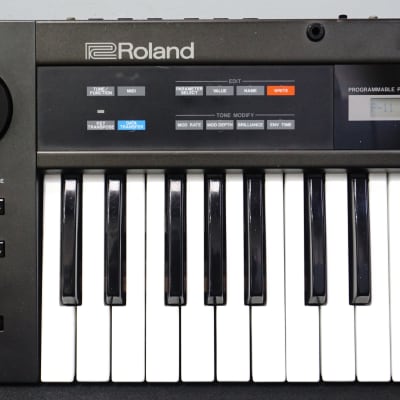 Roland Alpha Juno-2 Vintage Polyphonic Synthesiser - Faulty Aftertouch - 100V image 2