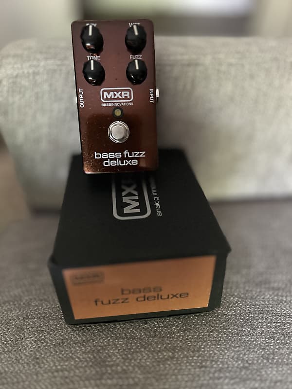 MXR M84 Bass Fuzz Deluxe