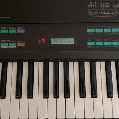 Yamaha DX7 Digital FM Synthesizer image 4