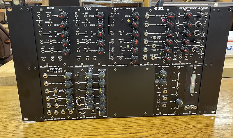 BLACET Frac Synth with 10 Modules and Case image 1