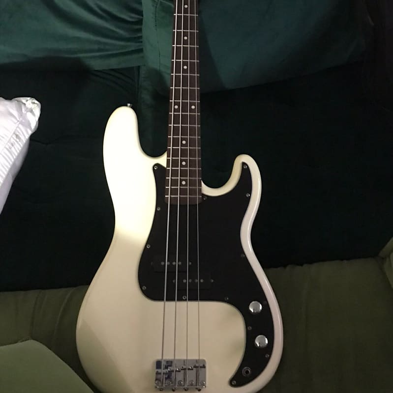 White Japanese Selder Bass Guitar