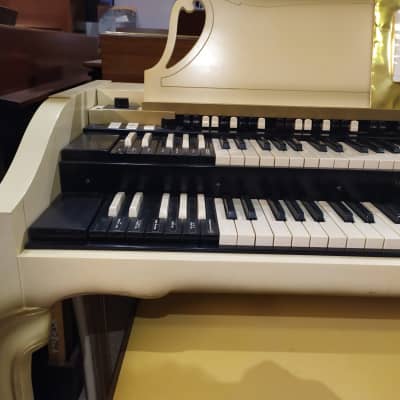 Hammond A102 - White image 3